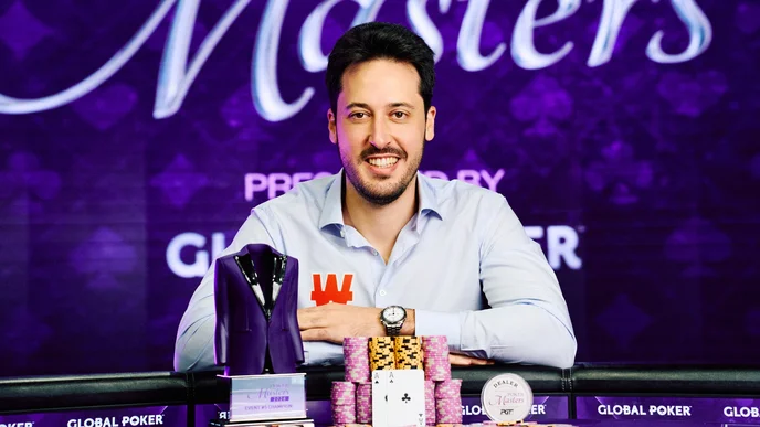 Adrian Mateos verbessert seine Laune mit einem Triumph bei den Poker Masters für 229.500$