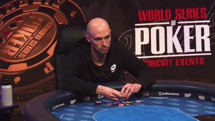 Martin Sládek porazil Žižku v heads-upu a získal první WSOPC prsten v kariéře